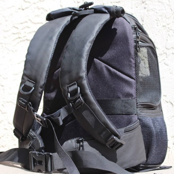 Pet Carrier Backpack for Small Dogs & Cats | Travel & Hiking Bag - Picture 6 of 6